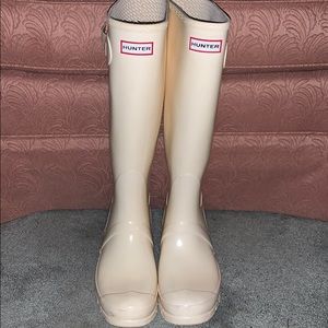 White Hunter Rainboots